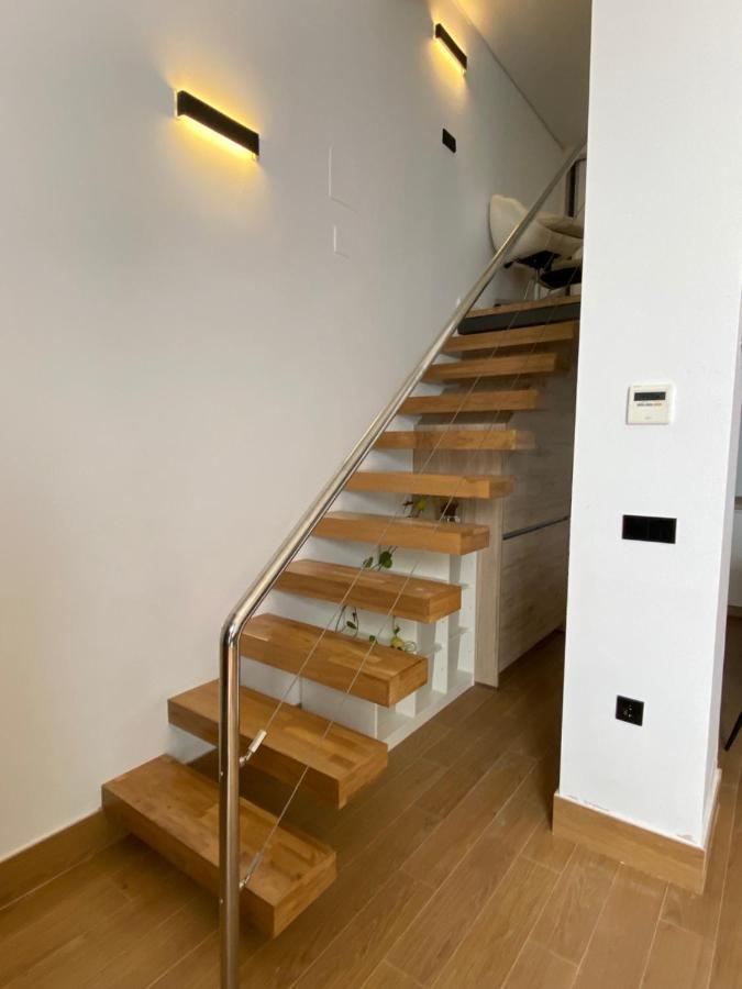 דירות סביליה Loft Laura Nervion מראה חיצוני תמונה