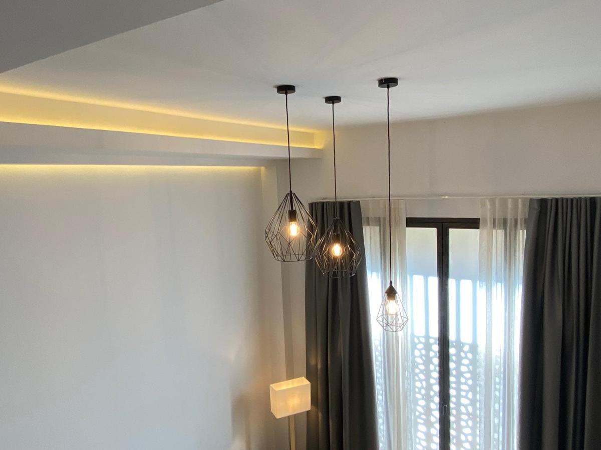דירות סביליה Loft Laura Nervion מראה חיצוני תמונה